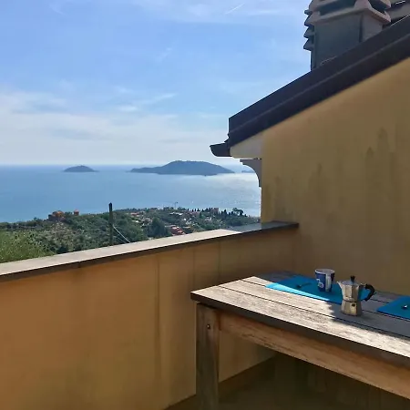 Apartment La Gora, Tra Mare E Sentieri