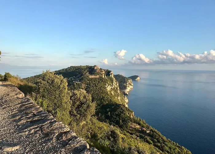 La Gora, Tra Mare E Sentieri Lerici