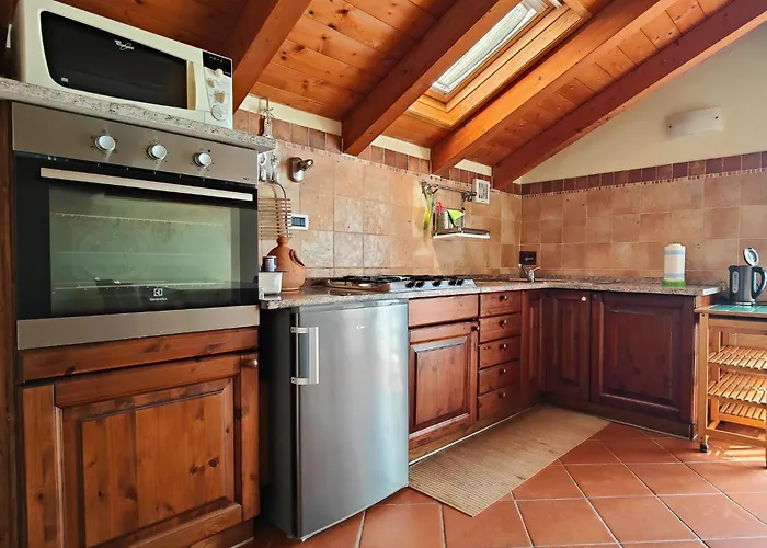 La Gora, Tra Mare E Sentieri Apartament